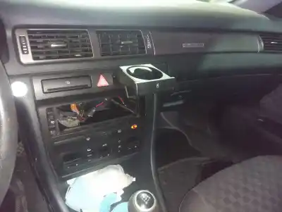 Veículo de Sucata audi a6 berlina (4b2) 2.8 do ano 1998 alimentado ack