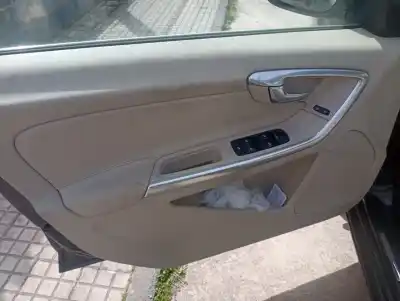 Veículo de Sucata volvo s60 lim. summum do ano 2014 alimentado d4204t5