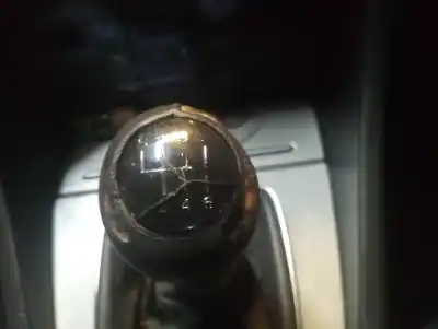 Veículo de Sucata audi a4 berlina (8e) 1.9 tdi (96kw) do ano 2002 alimentado avf