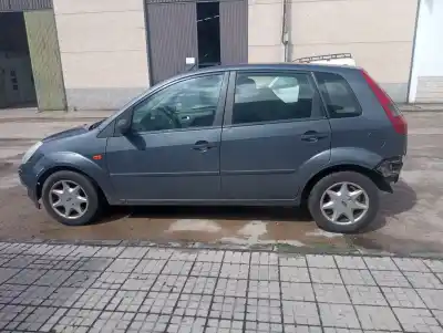 Veículo de Sucata ford fiesta (cbk) ambiente do ano 2003 alimentado f6ja