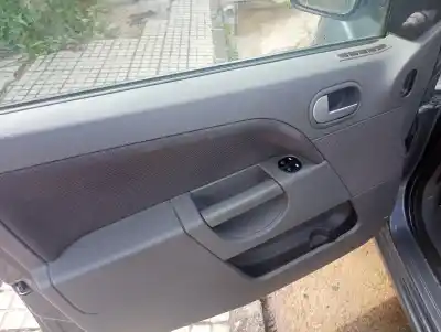 Veículo de Sucata ford fiesta (cbk) ambiente do ano 2003 alimentado f6ja