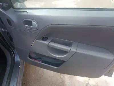 Veículo de Sucata ford fiesta (cbk) ambiente do ano 2003 alimentado f6ja