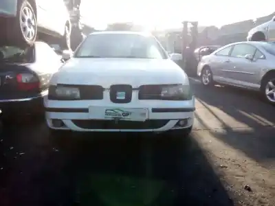 Veículo de Sucata seat leon (1m1) signo do ano 2000 alimentado ahf