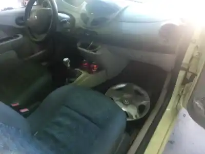 Veículo de Sucata renault twingo authentique do ano 2009 alimentado k9k740