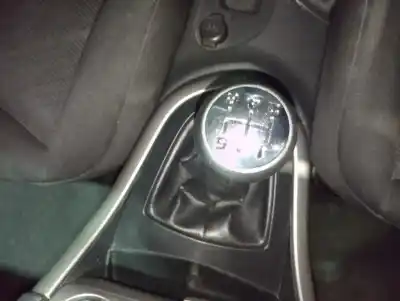 Veicolo di demolizione peugeot 308 active dell'anno 2012 alimentato 9hp