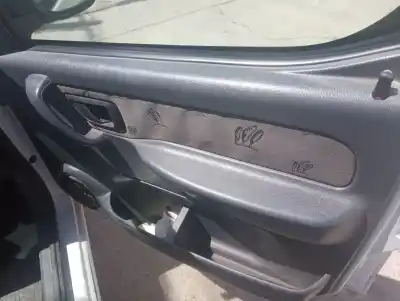 Veículo de Sucata peugeot partner (s1) combispace do ano 2001 alimentado rhy