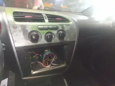 Veículo de Sucata seat leon (1p1) comfort limited do ano 2007 alimentado bxe