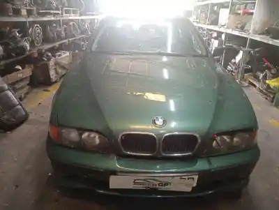 Véhicule à la ferraille bmw                                                serie 5 berlina (e39)                                                                                                                                                                                                                                      525tds                                                                                                                                                                                                                                                     de l'année 1997 alimenté 256t1d