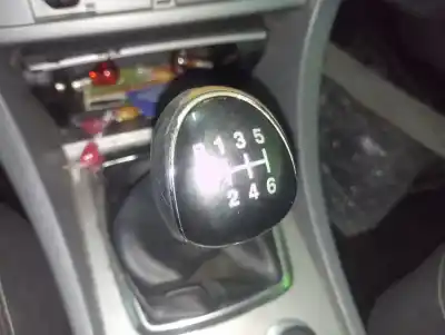 Veicolo di demolizione ford focus lim. (cb4) titanium dell'anno 2008 alimentato g6dd