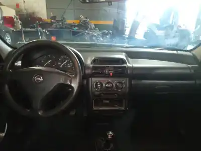 Scrapping Vehicle opel corsa b swing of the year 2000 powered x17d