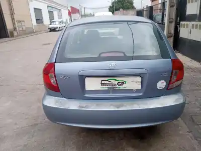 Scrapping Vehicle kia rio rs berlina of the year 2003 powered a3d