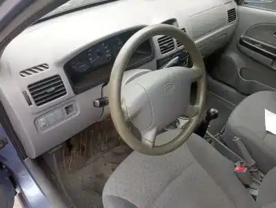 Scrapping Vehicle kia rio rs berlina of the year 2003 powered a3d