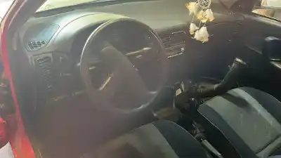 Veículo de Sucata citroen c4 berlina exclusive do ano 2006 alimentado 9hy