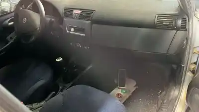 Veículo de Sucata fiat stilo (192_) 1.6 16v (192_xb1a) do ano 2002 alimentado 182b6000