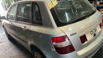 Veículo de Sucata fiat stilo (192_) 1.6 16v (192_xb1a) do ano 2002 alimentado 182b6000