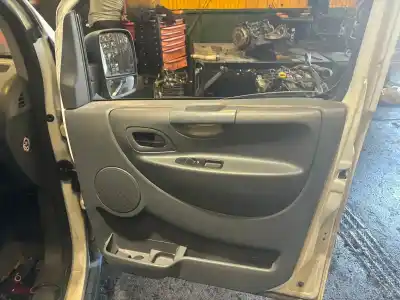 Veículo de Sucata peugeot expert tepee l1h1 premium do ano 2009 alimentado rhk