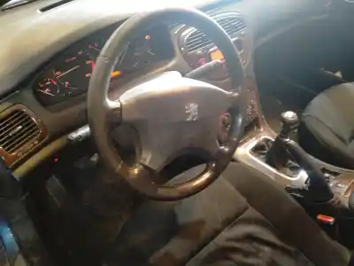 Vehicul casat peugeot 607 (s1) pack al anului 2004 alimentat 4hx