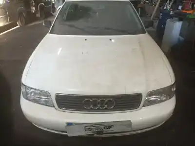 Verschrottungsfahrzeug AUDI A4 BERLINA (B5) 1.8 des Jahres 1996 angetrieben ADR