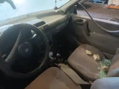 Veículo de Sucata opel corsa b swing do ano 1997 alimentado x17d