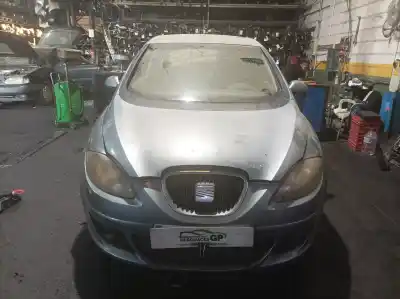 Veículo de Sucata SEAT ALTEA (5P1) Arena do ano 2004 alimentado BKD