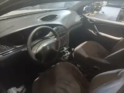 Veicolo di demolizione citroen c5 berlina 2.0 exclusive dell'anno 2005 alimentato rhr