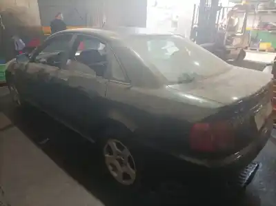 Verschrottungsfahrzeug audi a4 berlina (b5) 1.9 tdi des jahres 1996 angetrieben afn