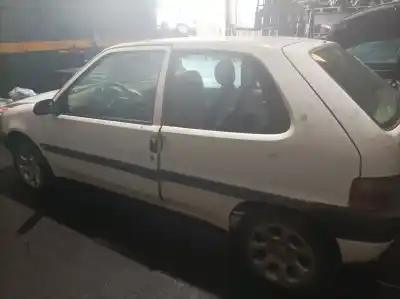 Veículo de Sucata citroen saxo 1.5 diesel do ano 2002 alimentado vjz