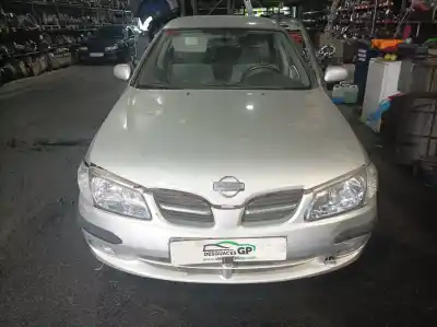 Véhicule à la ferraille NISSAN ALMERA (N16/E)  de l'année 2001 alimenté YD22