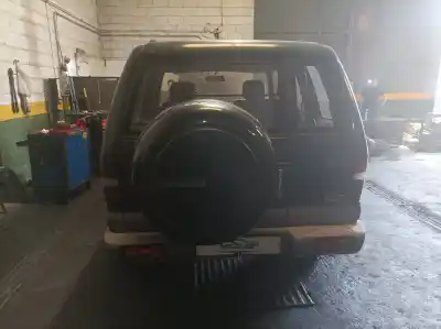 Здавання транспортного засобу isuzu trooper 3.0 dti (3-trg.) року 2001 потужний 4jx1