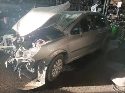 Veículo de Sucata peugeot 307 (3a/c) 1.6 16v do ano 2003 alimentado nfu