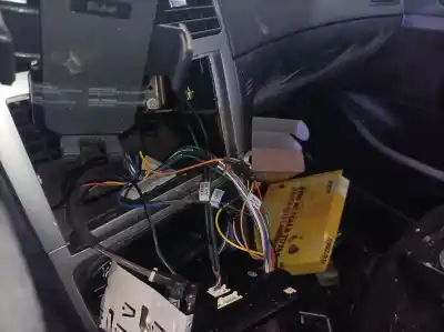 Veículo de Sucata peugeot 307 (3a/c) 1.6 16v do ano 2003 alimentado nfu