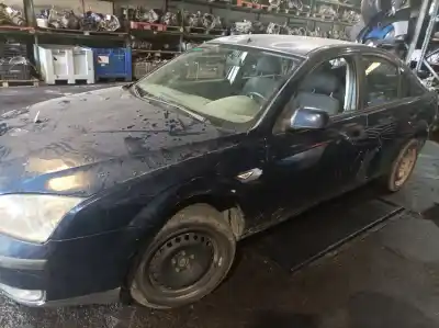 Veículo de Sucata ford mondeo iii sedán (b4y) 2.0 16v tddi / tdci do ano 2005 alimentado hjbb