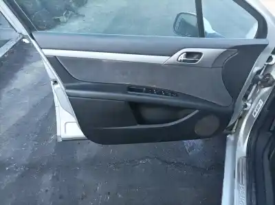 Véhicule à la ferraille peugeot                                            407 (6d_)                                                                                                                                                                                                                                                  2.0 hdi 135 (6drhrh, 6drhre, 6drhrg, 6drhrj)                                                                                                                                                                                                               de l'année 2006 alimenté rhr