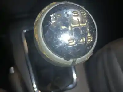Véhicule à la ferraille peugeot                                            407 (6d_)                                                                                                                                                                                                                                                  2.0 hdi 135 (6drhrh, 6drhre, 6drhrg, 6drhrj)                                                                                                                                                                                                               de l'année 2006 alimenté rhr