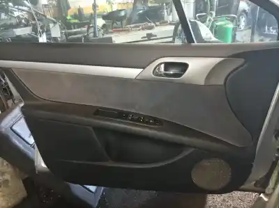 Véhicule à la ferraille peugeot                                            407 (6d_)                                                                                                                                                                                                                                                  2.0 hdi 135 (6drhrh, 6drhre, 6drhrg, 6drhrj)                                                                                                                                                                                                               de l'année 2006 alimenté rhr