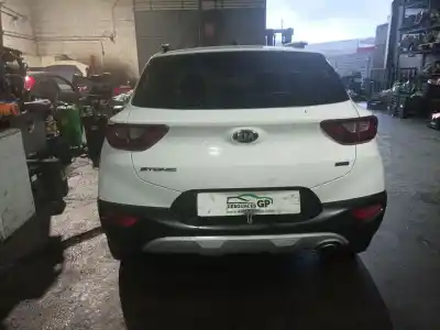 Здавання транспортного засобу kia stonic (yb) 1.6 crdi року 2018 потужний d4fb