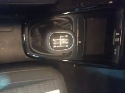 Здавання транспортного засобу kia stonic (yb) 1.6 crdi року 2018 потужний d4fb