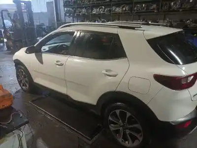Здавання транспортного засобу kia stonic (yb) 1.6 crdi року 2018 потужний d4fb