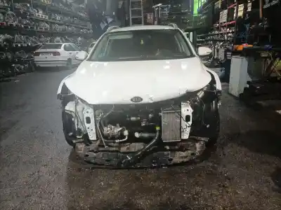 Veículo de Sucata KIA STONIC (YB) 1.6 CRDI do ano 2018 alimentado D4FB