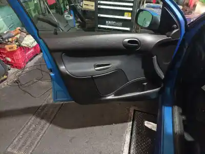 Veicolo di demolizione peugeot 206 fastback (2a/c) 1.4 i dell'anno 2004 alimentato kfw