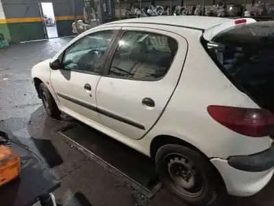 Здавання транспортного засобу peugeot 206 fastback (2a/c) 1.9 d року 1999 потужний wjz