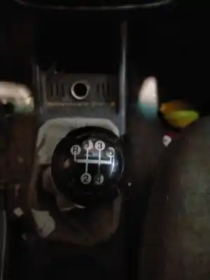 Veículo de Sucata opel combo tour 1.7 di 16v do ano 2003 alimentado y17dtl