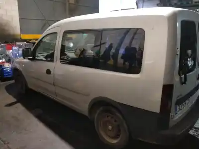 Veículo de Sucata opel combo tour 1.7 di 16v do ano 2003 alimentado y17dtl