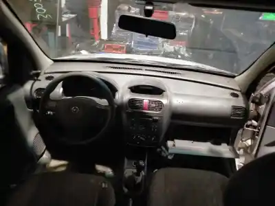 Veículo de Sucata opel combo tour 1.7 di 16v do ano 2003 alimentado y17dtl