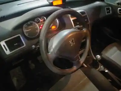 Sloopvoertuig peugeot 307 (3a/c) 1.6 hdi 110 van het jaar 2005 aangedreven 9hy