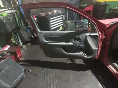 Veículo de Sucata renault clio ii (bb_, cb_) 1.2 (bb0a, bb0f, bb10, bb1k, bb28, bb2d, bb2h, cb0a,... do ano 1998 alimentado d7f