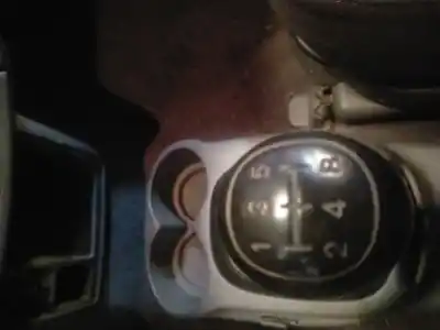 Scrapping Vehicle hyundai trajet (fo) 2.0 of the year 2001 powered g4jp