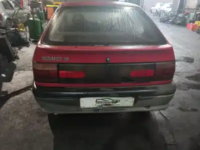 Veículo de Sucata renault 19 ii (b/c53_) 1.4 do ano 1992 alimentado e6j