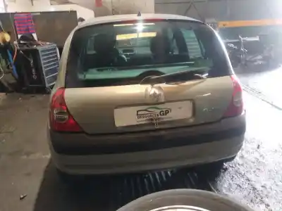 Veículo de Sucata renault clio ii (bb_, cb_) 1.2 (bb0a, bb0f, bb10, bb1k, bb28, bb2d, bb2h, cb0a,... do ano 2003 alimentado d7f