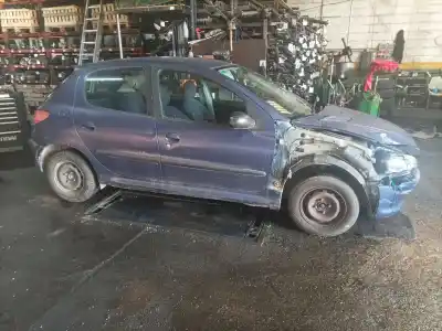 Здавання транспортного засобу peugeot 206 fastback (2a/c) 1.4 i року 2000 потужний kfx